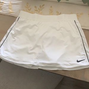Nike Women’s Tennis Skirt